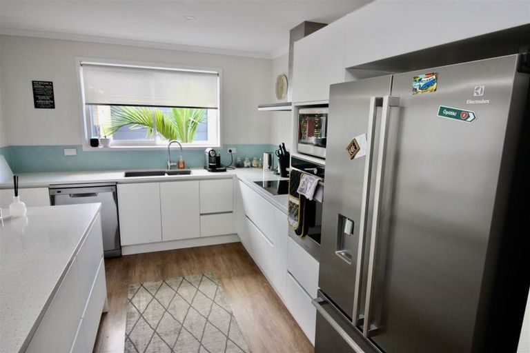 Photo of property in 51 Aquila Drive, Whitianga, 3510