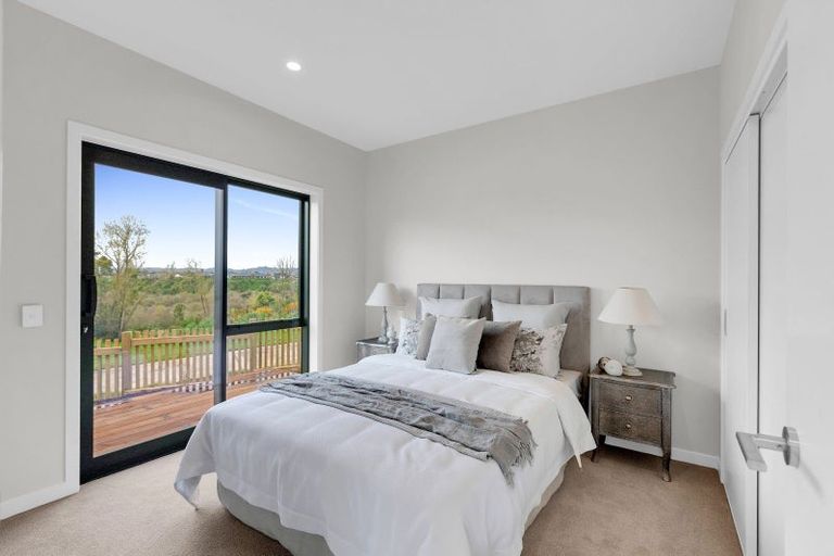 Photo of property in 19b Silverwood Lane, Leamington, Cambridge, 3495