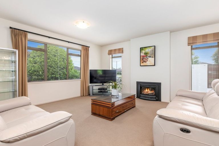 Photo of property in 31 Inverness Drive, Pyes Pa, Tauranga, 3112