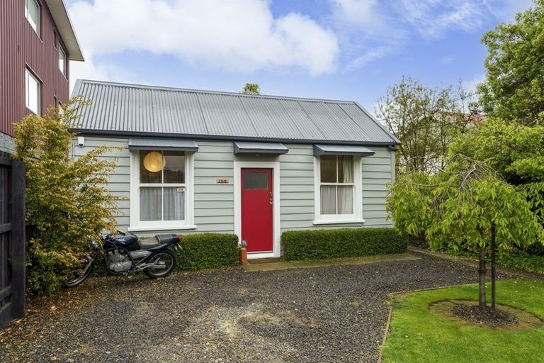 Photo of property in 124 Nursery Road, Phillipstown, Christchurch, 8011