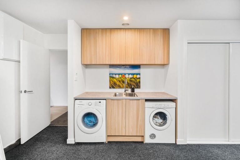 Photo of property in 35 Chris Drive, Rolleston, 7614