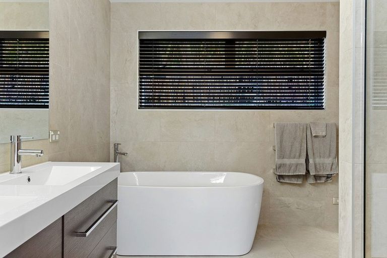 Photo of property in 38 Whareora Terrace, Cashmere, Christchurch, 8022