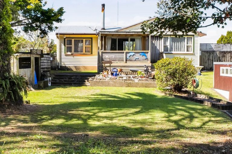 Photo of property in 41 Maire Street, Inglewood, 4330