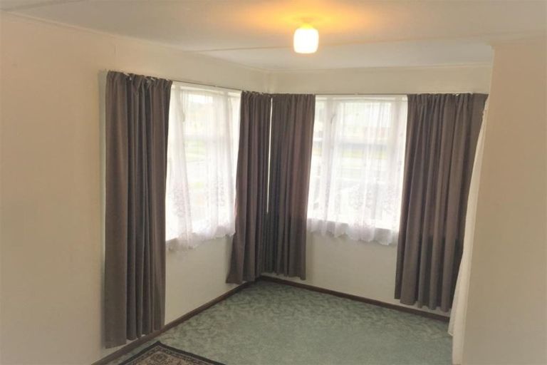 Photo of property in 16 Victory Place, Aramoho, Whanganui, 4500