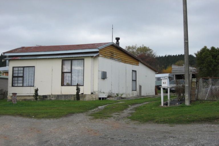 Photo of property in 82 Salcombe Street, Kaitangata, 9210
