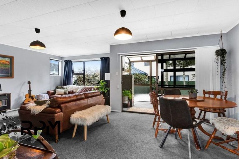 Photo of property in 3 Kaimata Street, Brooklands, New Plymouth, 4310