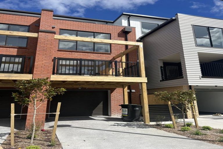 Photo of property in 99 Settlers Avenue, Hobsonville, Auckland, 0618