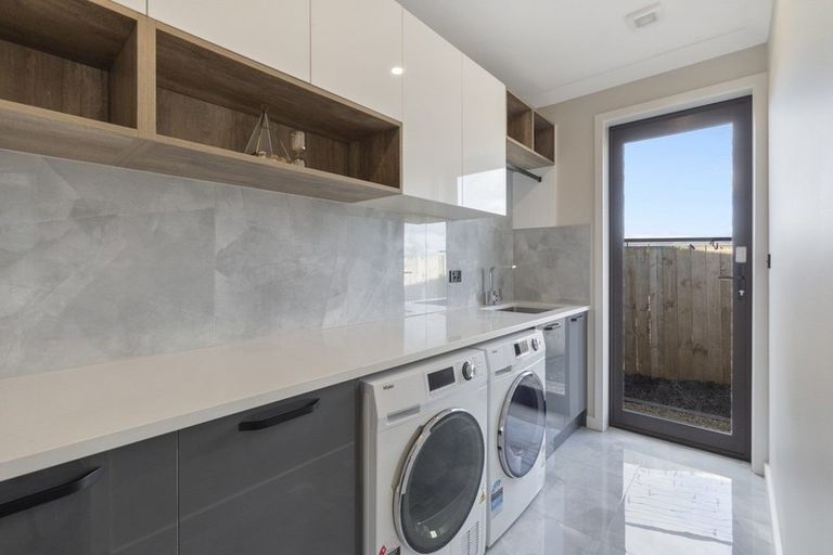 Photo of property in 14 Waireka Road, Rototuna North, Hamilton, 3210