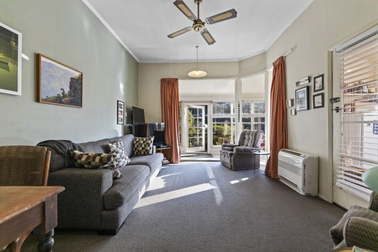 Photo of property in 2 Harbour Terrace, Careys Bay, Port Chalmers, 9023