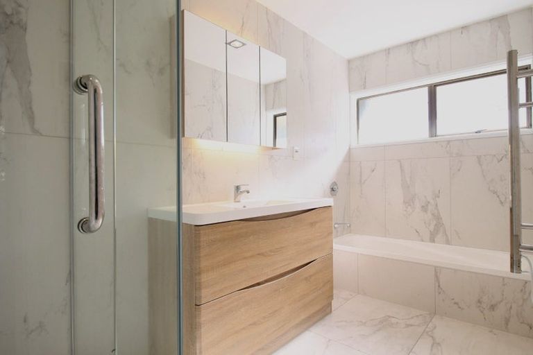 Photo of property in 116 Porritt Avenue, Chatswood, Auckland, 0626