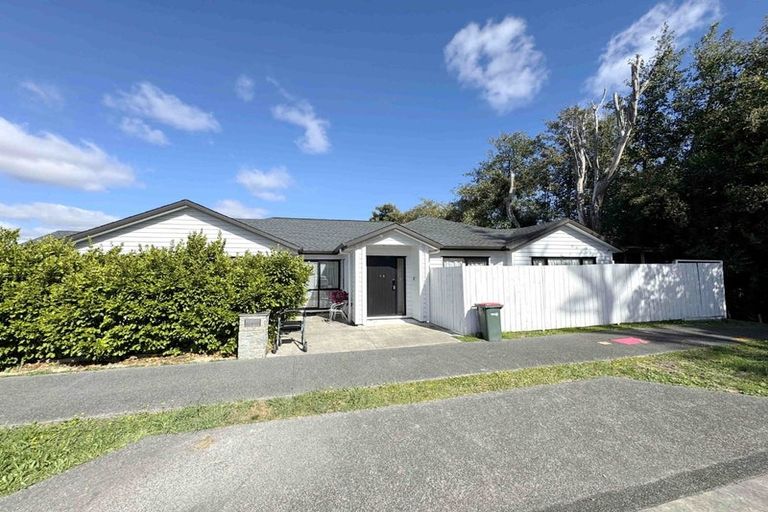 Photo of property in 1 Hard Beech Street, Takanini, 2110