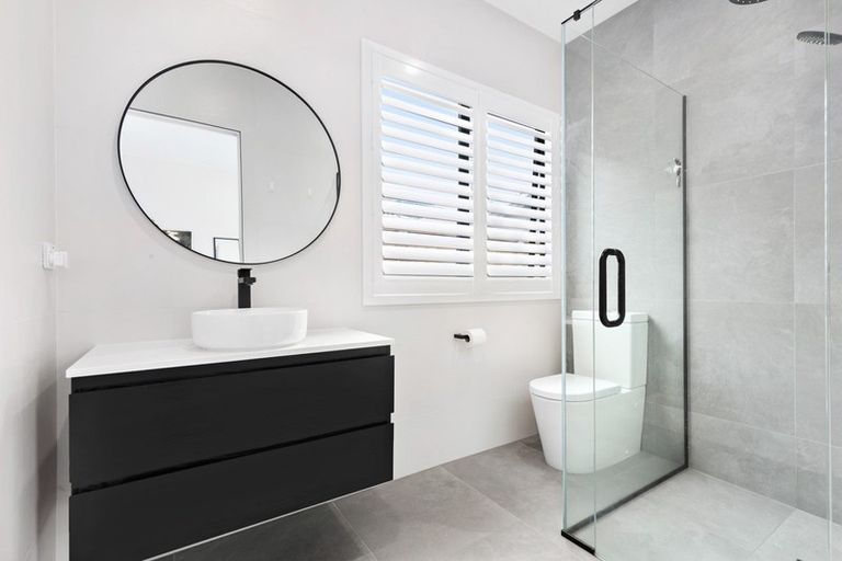 Photo of property in 37 Bannister Street, Jacks Point, Queenstown, 9371