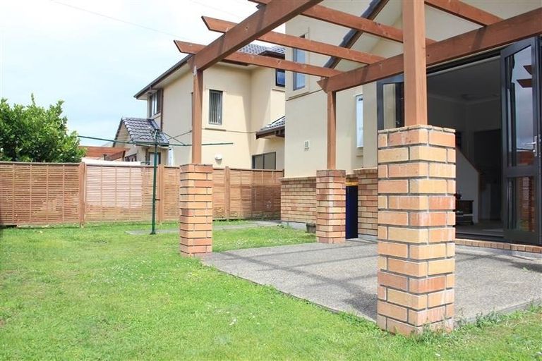 Photo of property in 50 Greenbough Lane, Greenhithe, Auckland, 0632