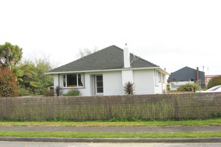 Photo of property in 46 Standish Street, Inglewood, 4330