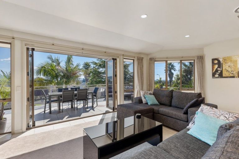 Photo of property in 1 Ladera Mews, Bethlehem, Tauranga, 3110