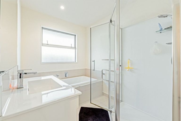 Photo of property in 9 The Runway, Wigram, Christchurch, 8042