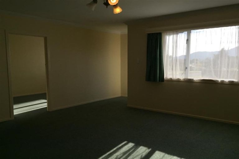 Photo of property in 17 Kauika Road, Avenues, Whangarei, 0110