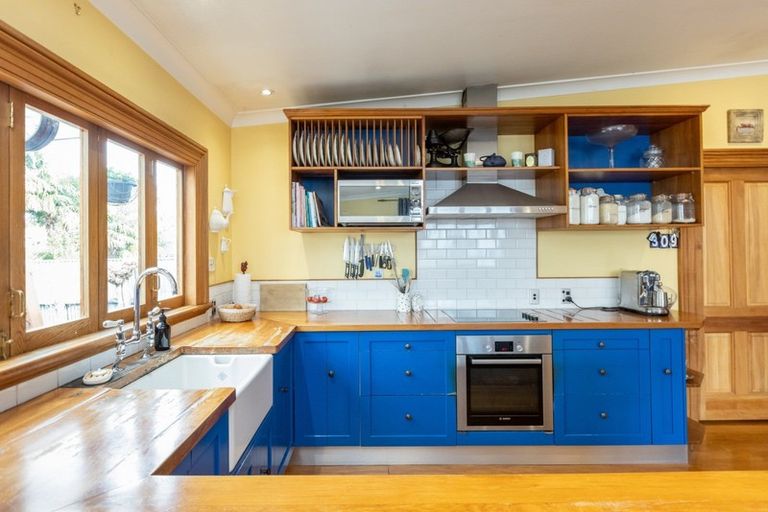 Photo of property in 309 Grays Road, Saint Leonards, Hastings, 4120