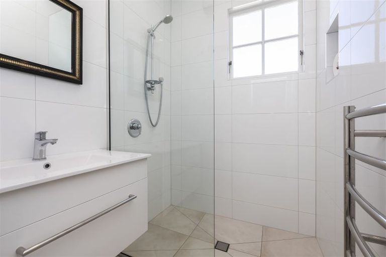 Photo of property in 34 Beverley Street, St Albans, Christchurch, 8014