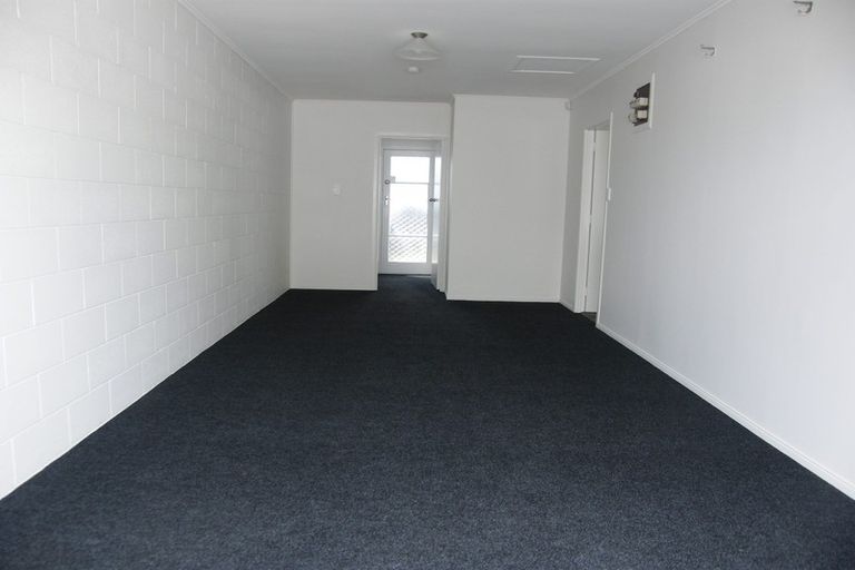 Photo of property in 1/150 Porchester Road, Papakura, 2110