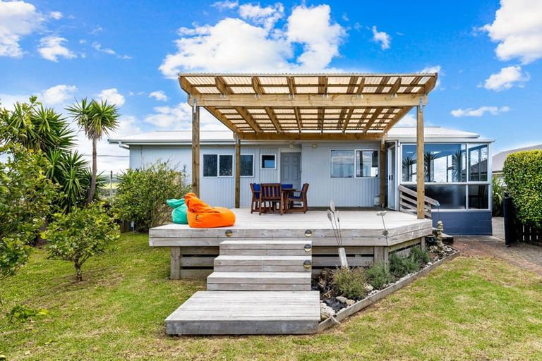 Photo of property in 150 Marsden Point Road, Ruakaka, 0116