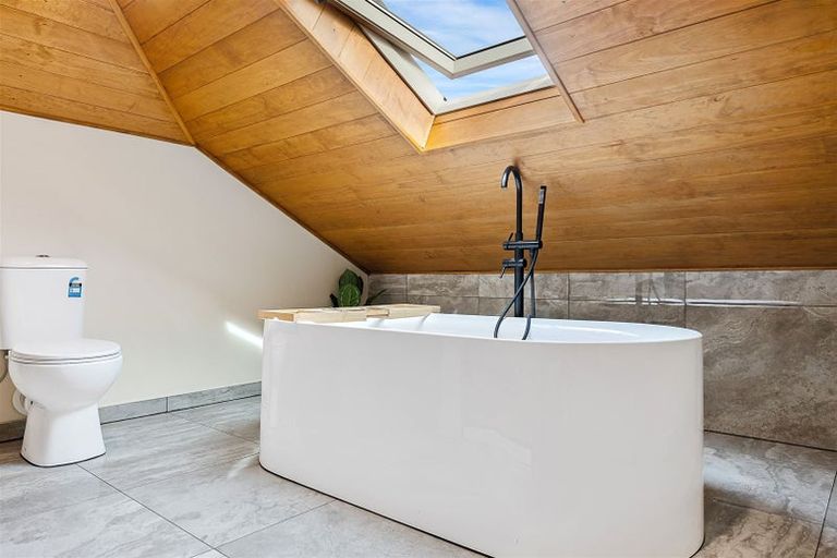 Photo of property in 76 Te Hurunui Drive, Pegasus, 7612