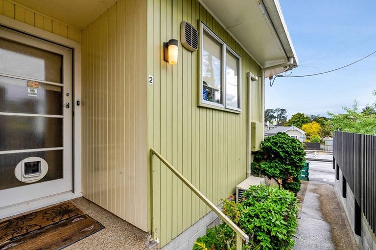 Photo of property in 2/4 Standish Street, New Plymouth, 4310