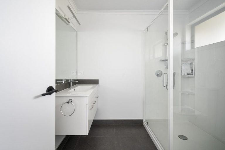 Photo of property in 154b Pacific Drive, Fitzherbert, Palmerston North, 4410