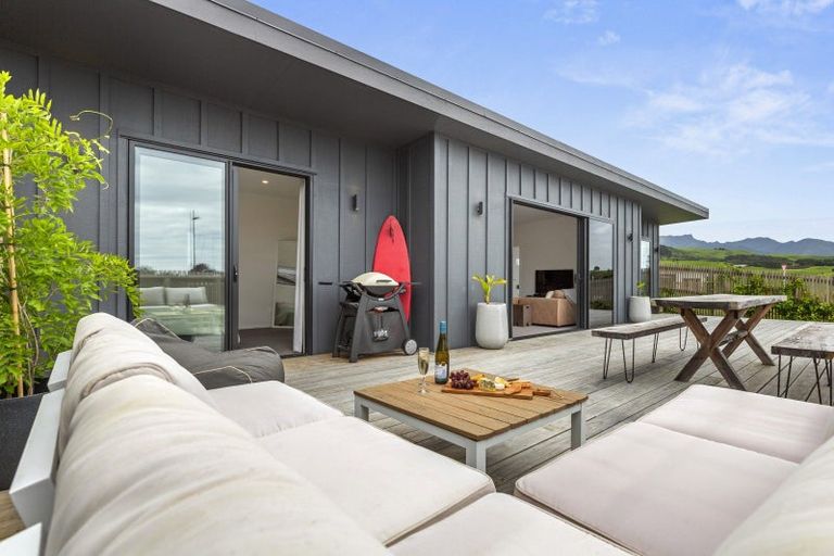 Photo of property in 33 Omahina Street, Raglan, 3225