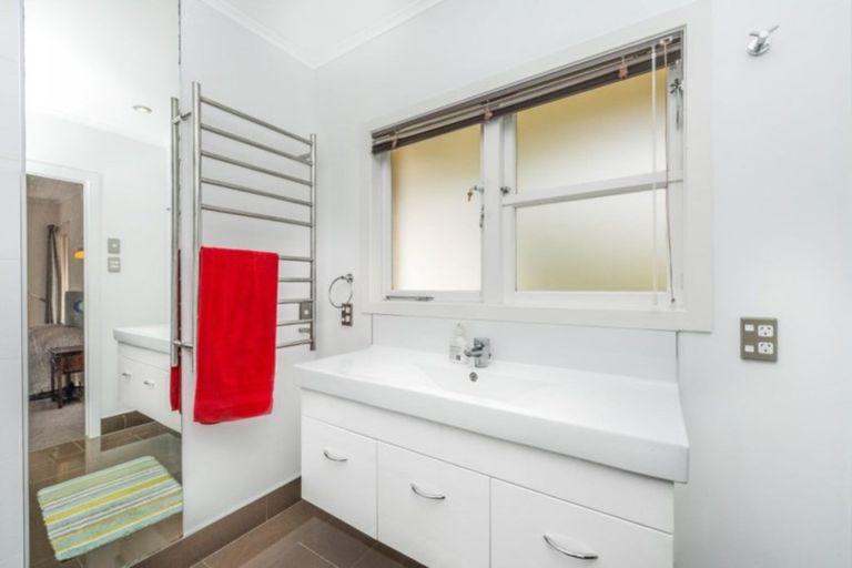 Photo of property in 25 Thames Street, Claudelands, Hamilton, 3214