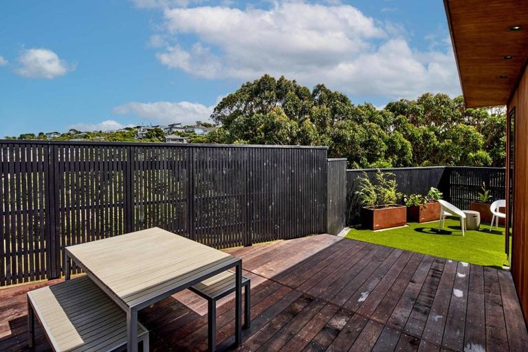 Photo of property in 11a Saint Ives Drive, Camborne, Porirua, 5026