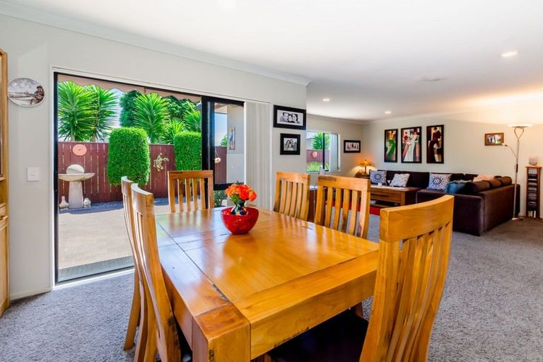 Photo of property in 7 Central Park, Paraparaumu Beach, Paraparaumu, 5032