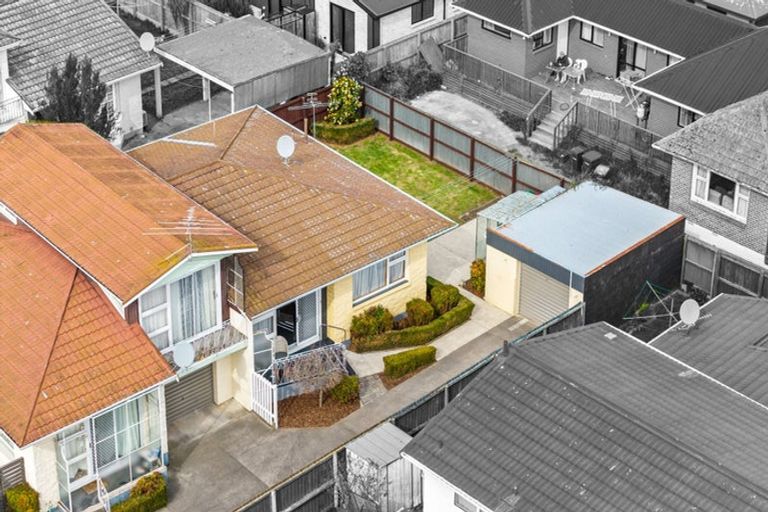 Photo of property in 2/4 Apollo Place, Papanui, Christchurch, 8052