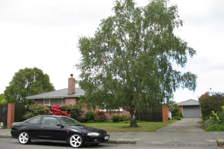 Photo of property in 40 Kinley Street, Rangiora, 7400
