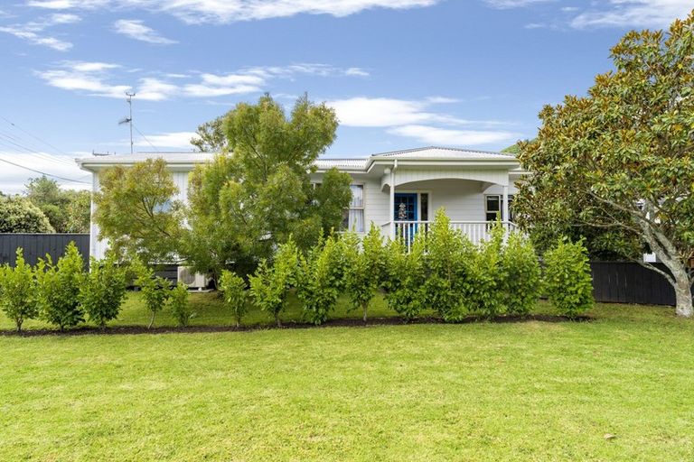 Photo of property in 41 Elizabeth Street, Waikanae, 5036