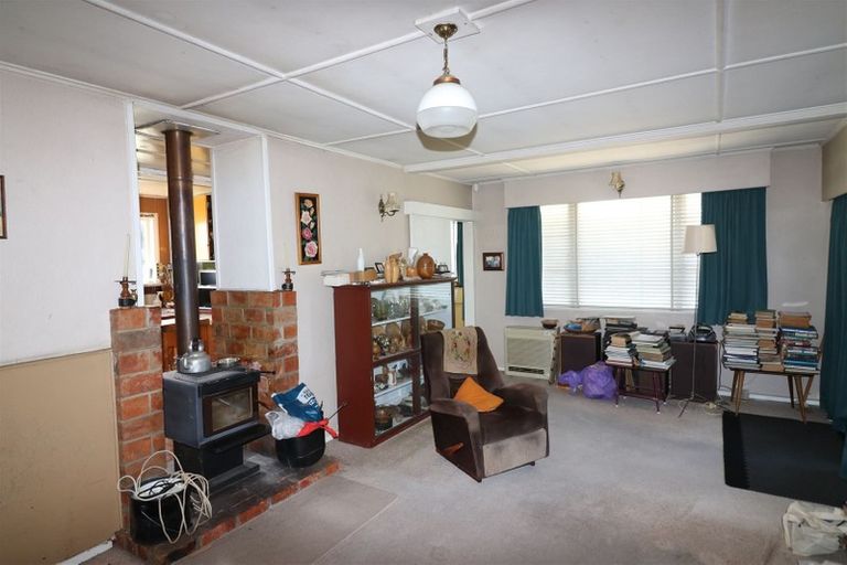 Photo of property in 7 Princess Street, Dannevirke, 4930