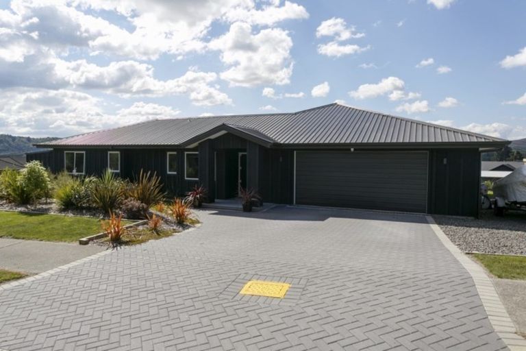 Photo of property in 15 Kittyhawk Drive, Kinloch, Taupo, 3377