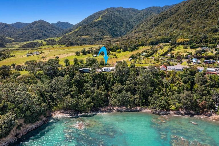 Photo of property in 8377 State Highway 35, Whanarua Bay, Te Kaha, 3199