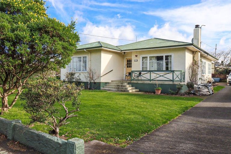 Photo of property in 33 Queen Street, Dannevirke, 4930