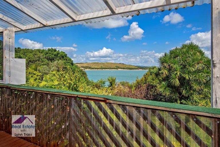 Photo of property in 21 Weir Crescent, Onerahi, Whangarei, 0110