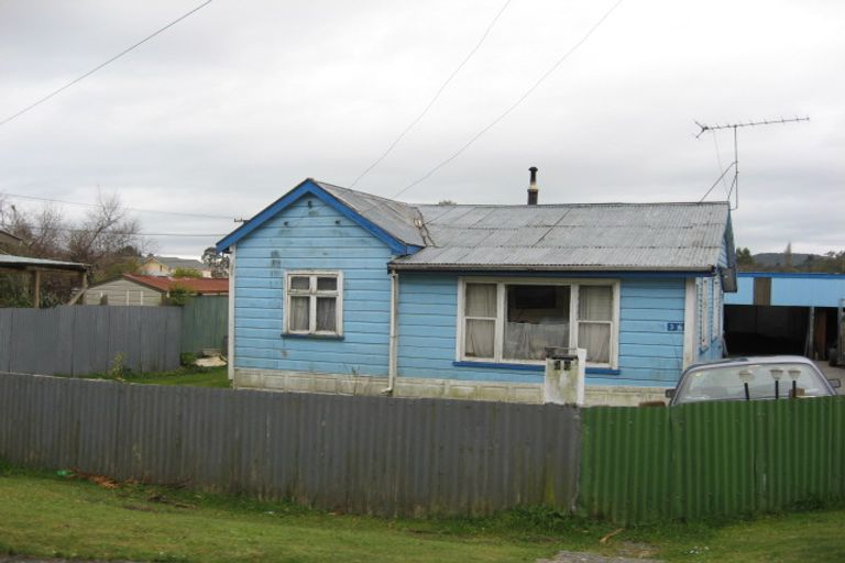 Photo of property in 36 Mills Street, Runanga, 7803