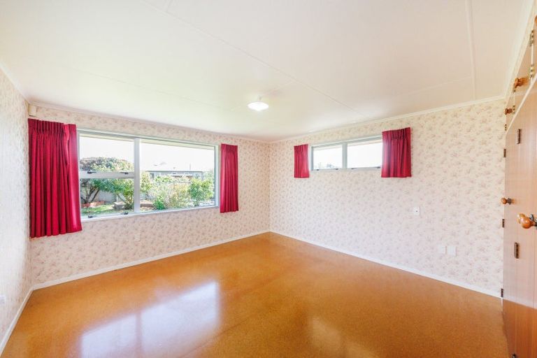 Photo of property in 15 College Street, Awapuni, Palmerston North, 4412