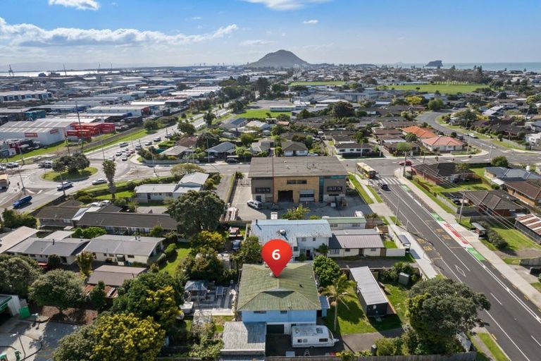 Photo of property in 6 Links Avenue, Mount Maunganui, 3116