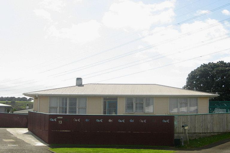Photo of property in 13 Tohu Place, Spotswood, New Plymouth, 4310