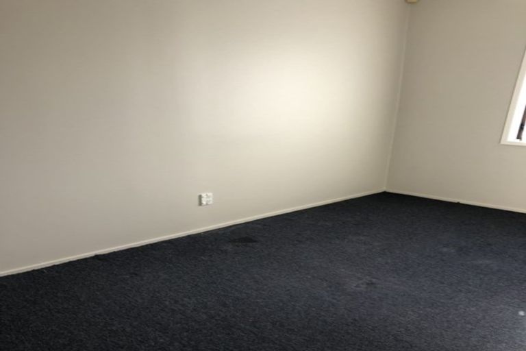 Photo of property in 13a Gifford Road, Papatoetoe, Auckland, 2025