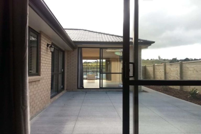 Photo of property in 32 Anne Burton Drive, Warkworth, 0910