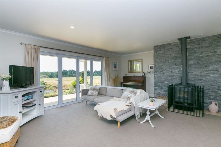 Photo of property in 167 Henwood Road, Paraite, New Plymouth, 4372