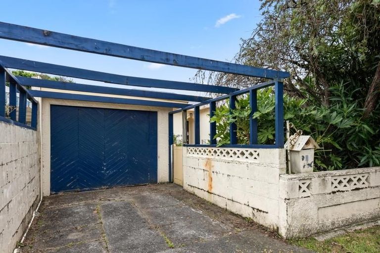 Photo of property in 3 Junction Street, Fairfield, Lower Hutt, 5011
