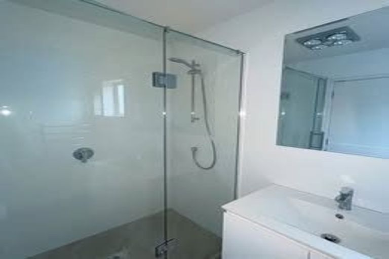 Photo of property in 119c Sycamore Drive, Sunnynook, Auckland, 0620