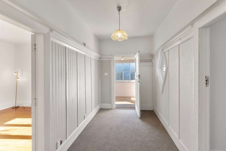 Photo of property in 181 Bowhill Road, New Brighton, Christchurch, 8083